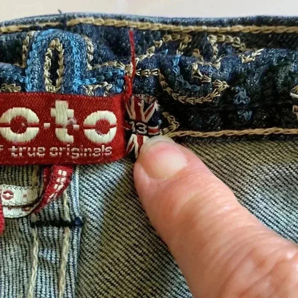 Rare moto London vintage Y2K low rise, flare leg, medium weight,distressed jeans - Picture 11 of 13